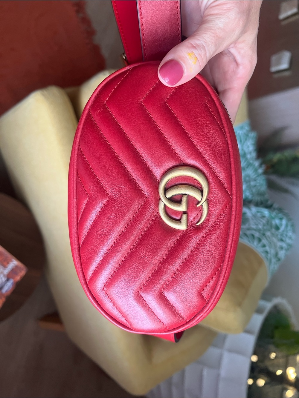 Gucci Red Leather Belt Bag with Gold Accent - Picture 6 of 6